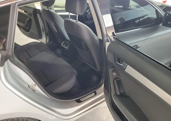 Audi A5 cena 53900 przebieg: 245000, rok produkcji 2012 z Głuchołazy małe 301